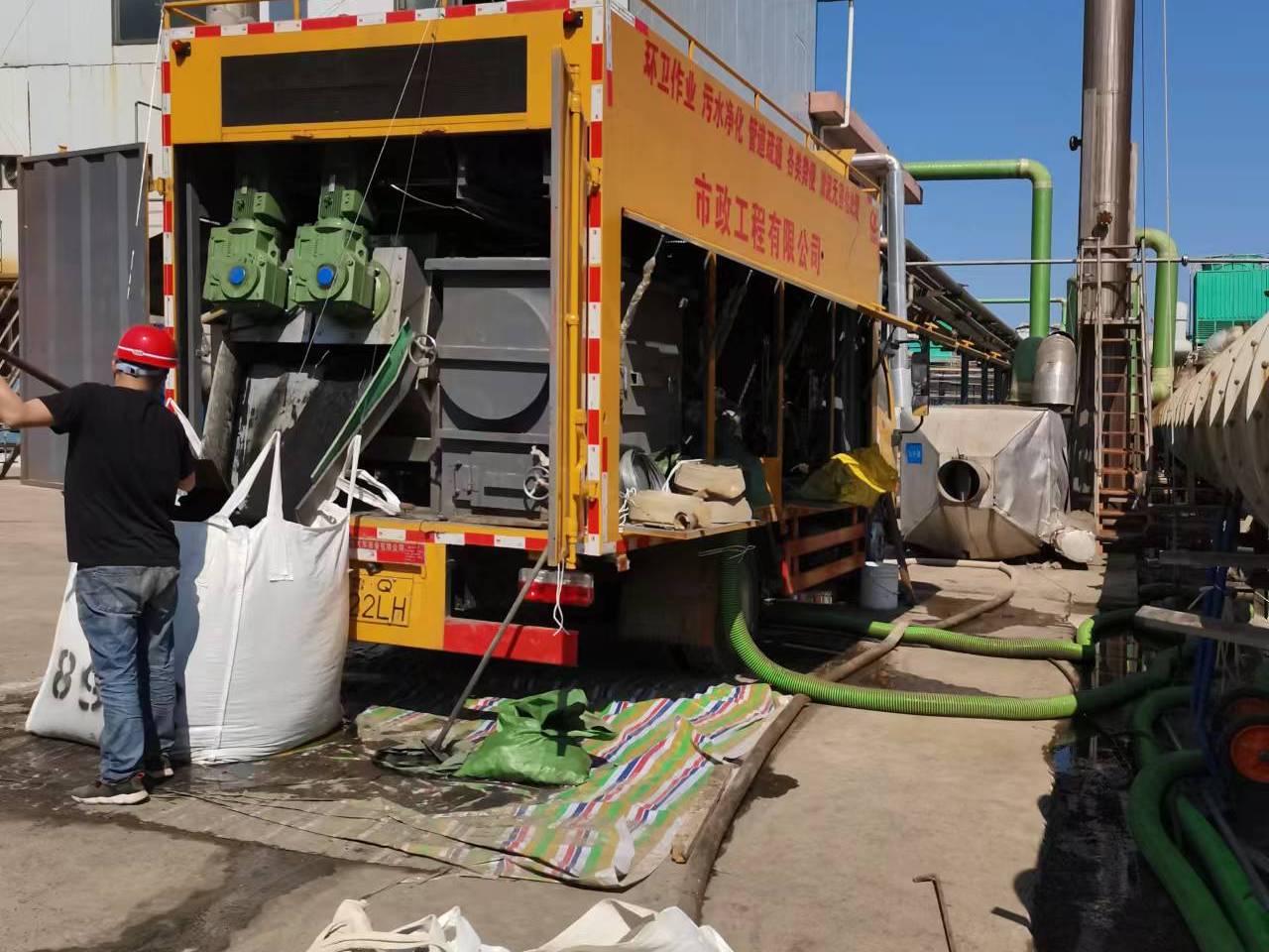 郎溪淤泥压干处理